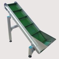 cleated-conveyor-belt